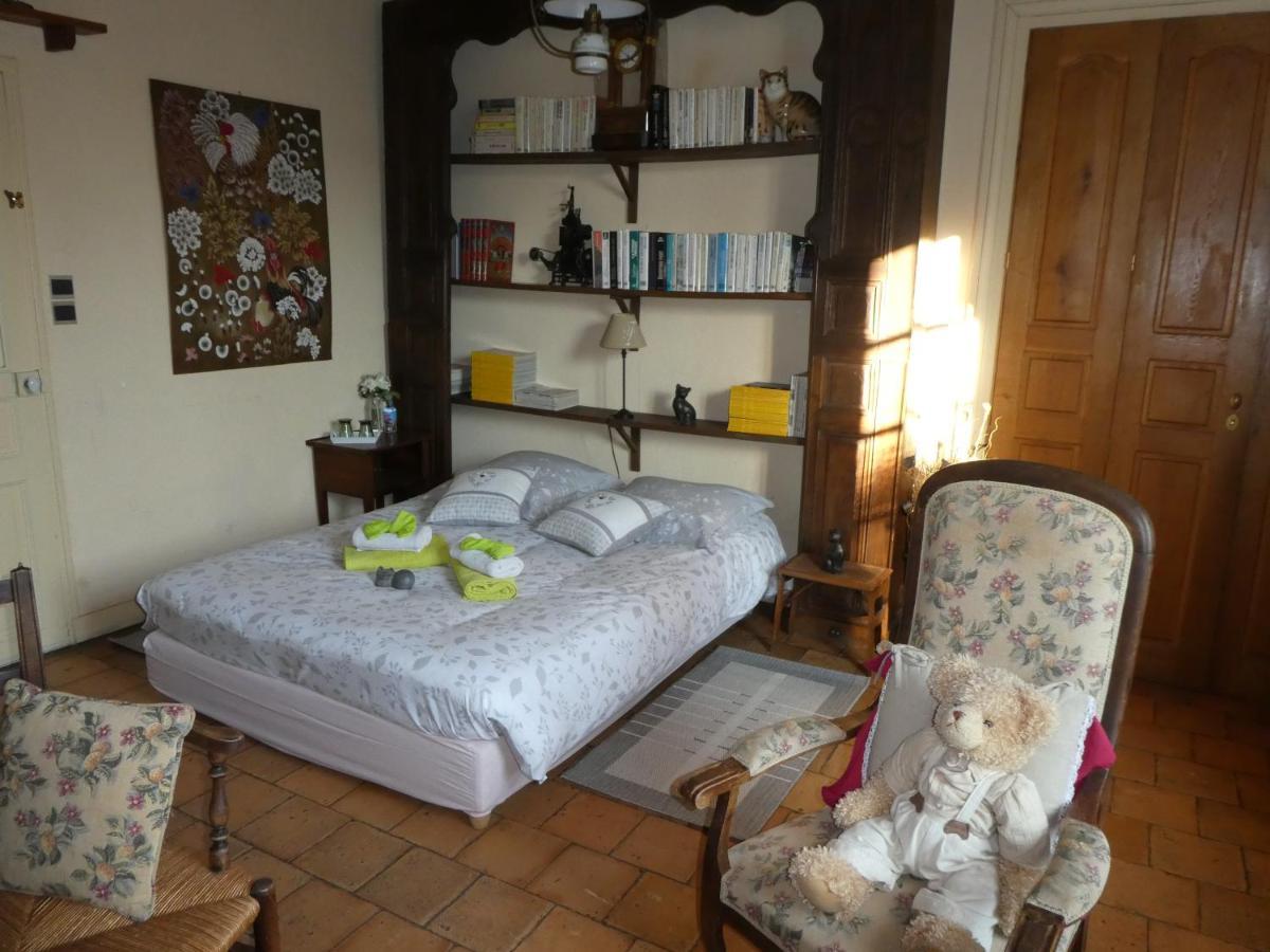 Bed and Breakfast Le Chat Courant Villandry Exterior foto